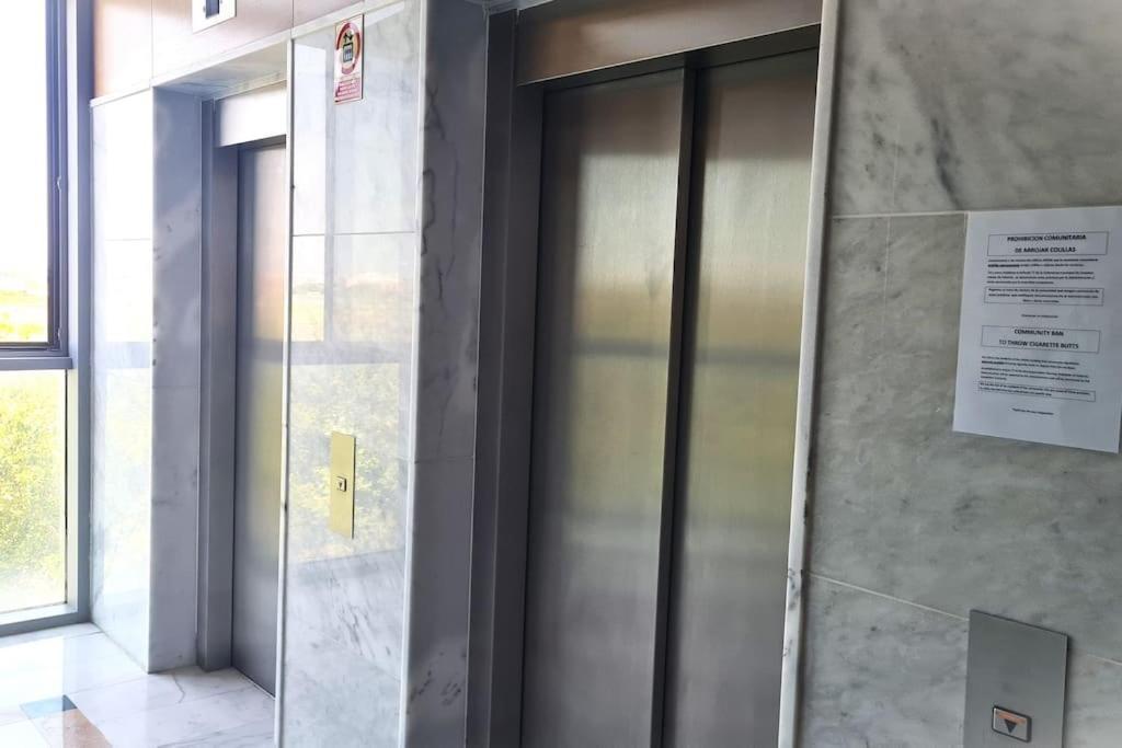 Beach Valencia Luxury E-Arenas 117 Apartment With Terrace In Edificio Arenas ภายนอก รูปภาพ